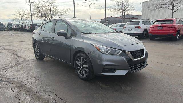 2021 Nissan Versa SV FWD photo