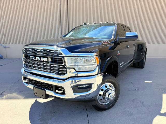 2022 Ram 3500 Limited 4WD photo