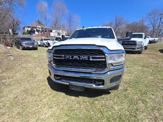 2022 Ram 3500 Tradesman 4WD photo