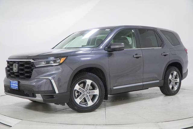 2023 Honda Pilot EX-L 8 Passenger AWD photo