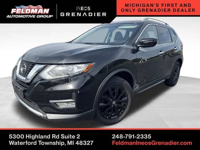 2018 Nissan Rogue SV FWD photo