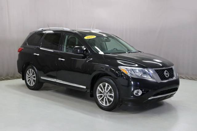 2015 Nissan Pathfinder SL 4WD photo