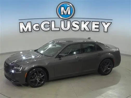 2023 Chrysler 300 300S RWD photo