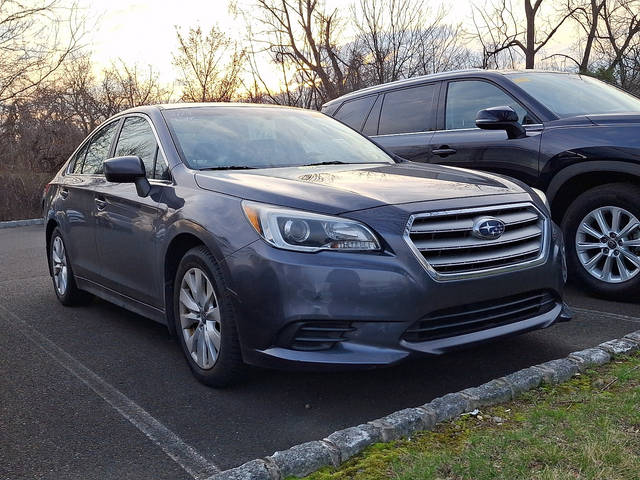 2016 Subaru Legacy 2.5i Premium AWD photo