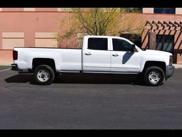 2018 Chevrolet Silverado 2500HD LT 4WD photo