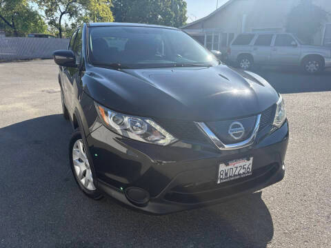2019 Nissan Rogue Sport S AWD photo