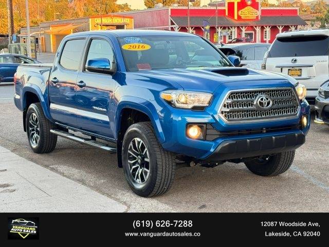 2016 Toyota Tacoma TRD Sport RWD photo