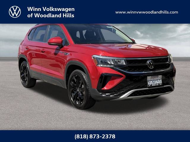 2023 Volkswagen Taos SE FWD photo
