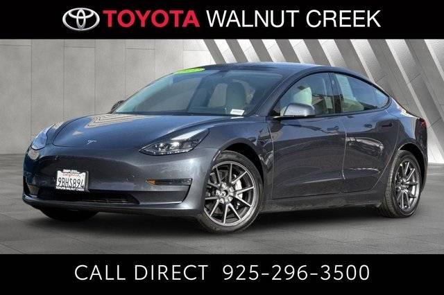 2022 Tesla Model 3 Long Range AWD photo