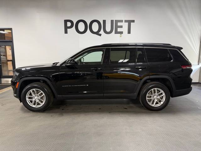 2021 Jeep Grand Cherokee L Laredo 4WD photo