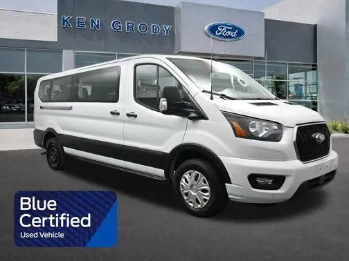 2023 Ford Transit Passenger Wagon XLT RWD photo
