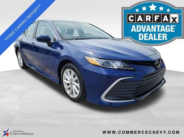 2023 Toyota Camry LE FWD photo