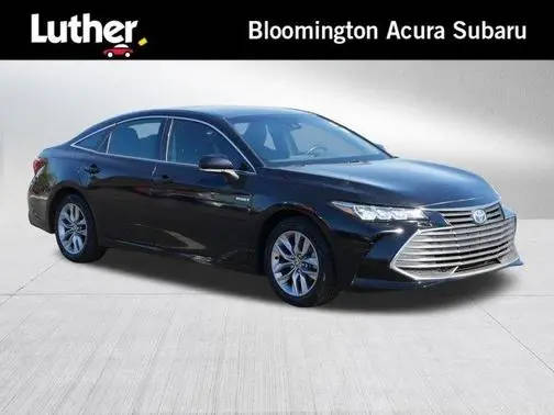 2020 Toyota Avalon Hybrid XLE FWD photo