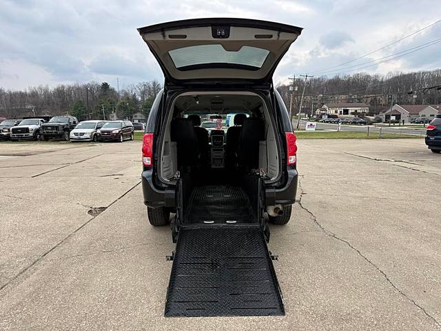 2015 Dodge Grand Caravan SE FWD photo