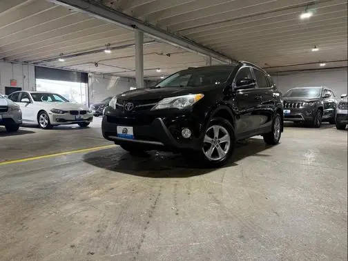 2015 Toyota RAV4 XLE AWD photo