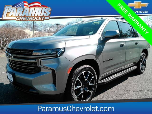 2022 Chevrolet Suburban RST 4WD photo