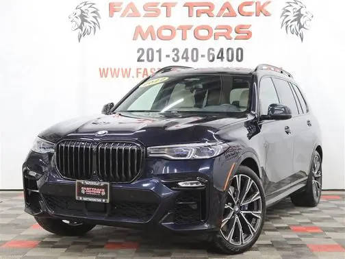 2022 BMW X7 M50i AWD photo