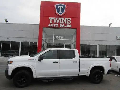 2019 Chevrolet Silverado 1500 Custom Trail Boss 4WD photo