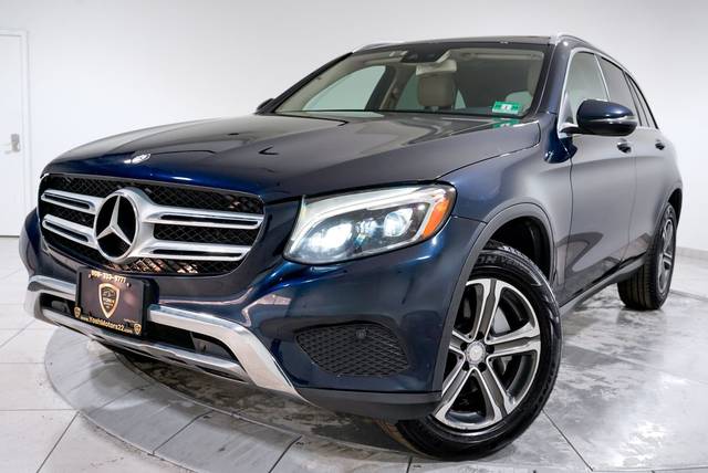 2016 Mercedes-Benz GLC-Class GLC 300 AWD photo
