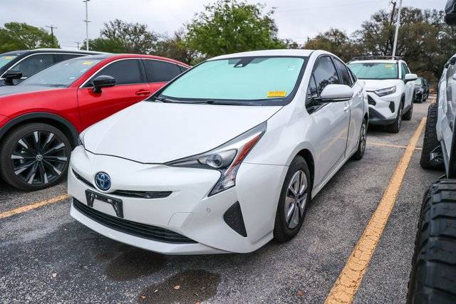 2018 Toyota Prius Two FWD photo