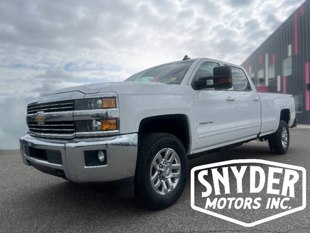 2016 Chevrolet Silverado 2500HD LT 4WD photo