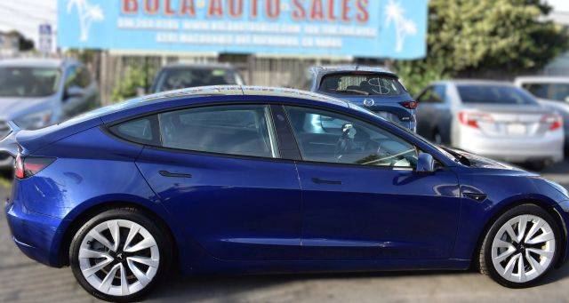 2022 Tesla Model 3 Long Range AWD photo