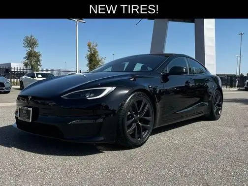 2022 Tesla Model S Plaid AWD photo