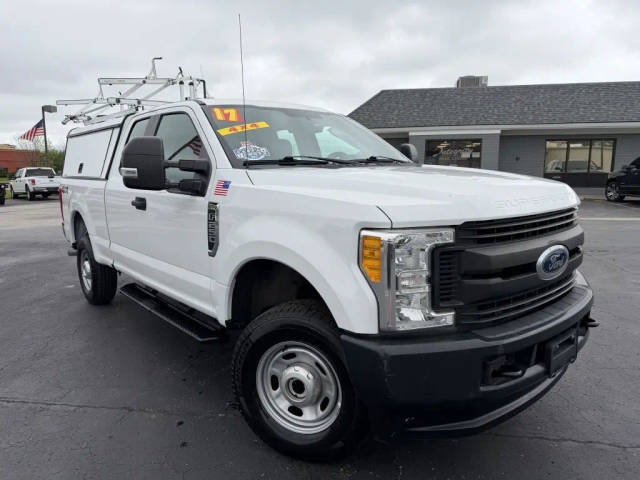 2017 Ford F-250 Super Duty XL 4WD photo