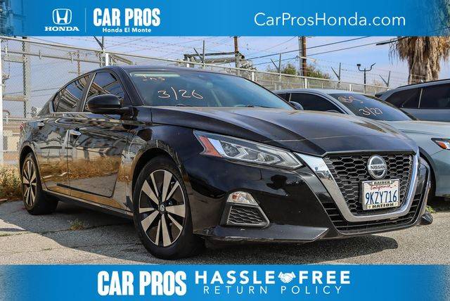 2022 Nissan Altima 2.5 SV FWD photo