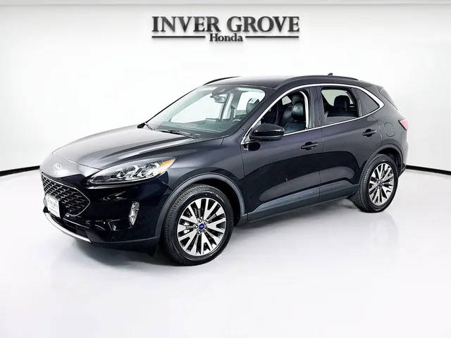 2022 Ford Escape Titanium Hybrid AWD photo