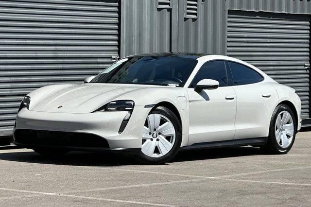 2022 Porsche Taycan RWD photo