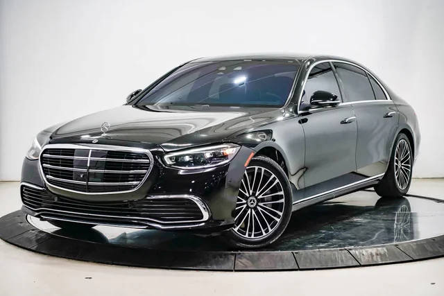 2022 Mercedes-Benz S-Class S 580 AWD photo