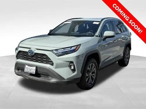 2022 Toyota RAV4 Hybrid XLE Premium AWD photo