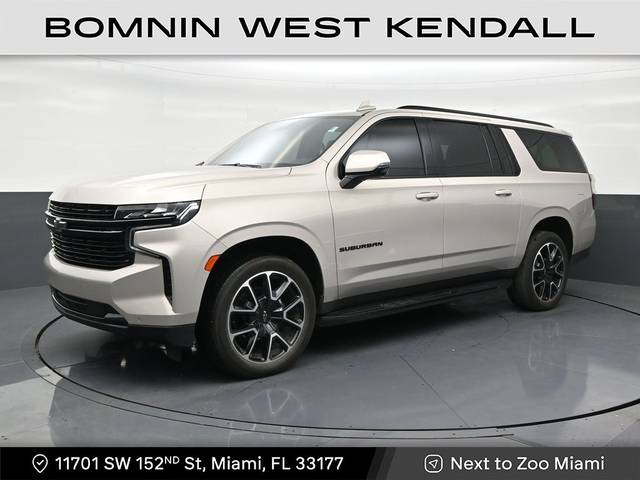 2023 Chevrolet Suburban RST 4WD photo