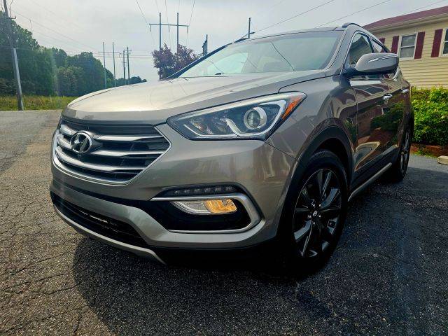 2017 Hyundai Santa Fe Sport 2.0T Ultimate FWD photo