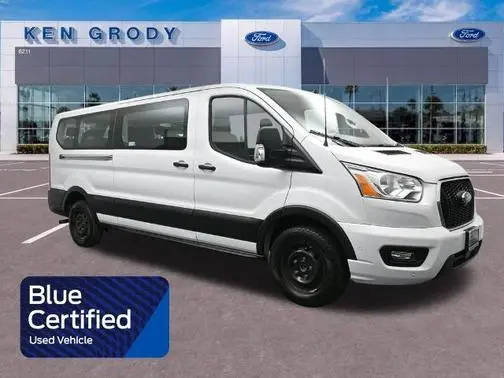 2022 Ford Transit Passenger Wagon XLT RWD photo