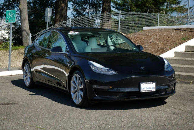 2019 Tesla Model 3 Long Range AWD photo