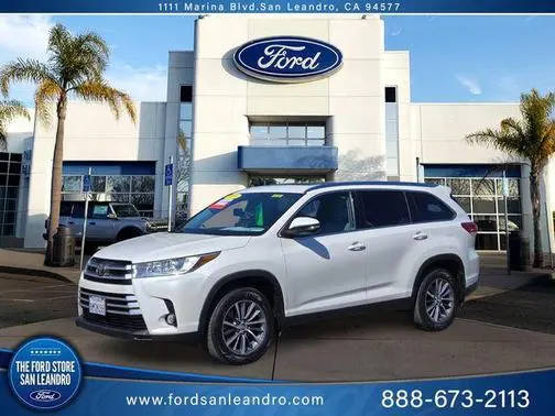 2019 Toyota Highlander XLE AWD photo