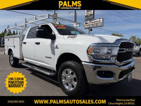 2023 Ram 3500 Big Horn 4WD photo