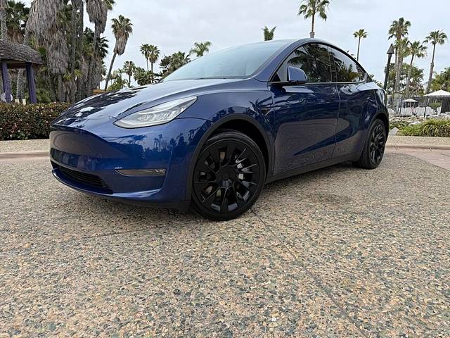 2021 Tesla Model Y Long Range AWD photo