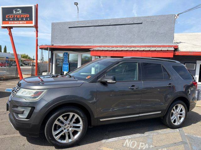 2016 Ford Explorer XLT 4WD photo