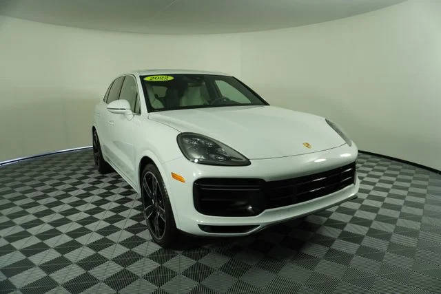 2022 Porsche Cayenne Turbo AWD photo