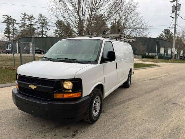 2017 Chevrolet Express Cargo  RWD photo