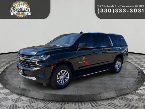 2022 Chevrolet Suburban LT RWD photo