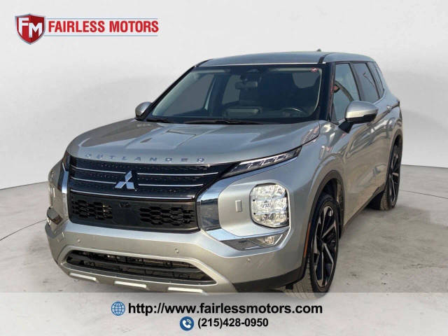 2023 Mitsubishi Outlander SE AWD photo