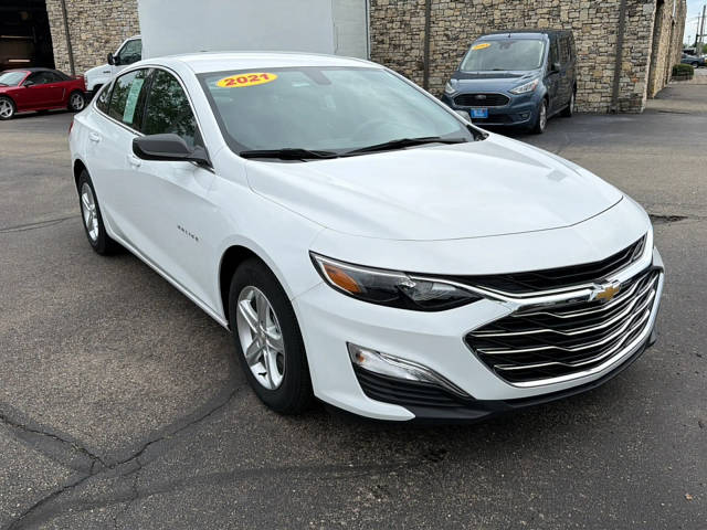 2021 Chevrolet Malibu LS FWD photo