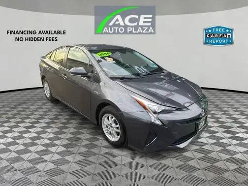 2016 Toyota Prius Two FWD photo