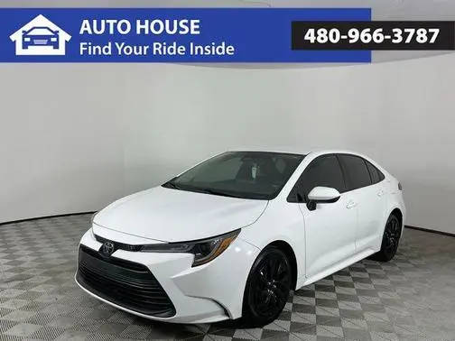 2023 Toyota Corolla LE FWD photo