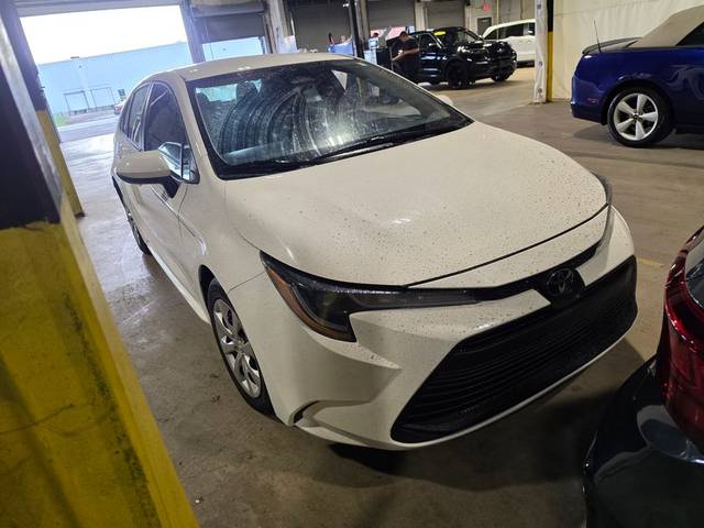 2023 Toyota Corolla LE FWD photo