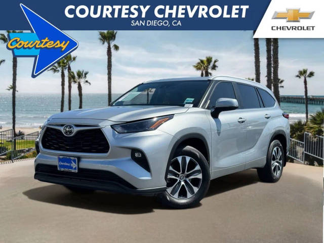 2023 Toyota Highlander XLE AWD photo